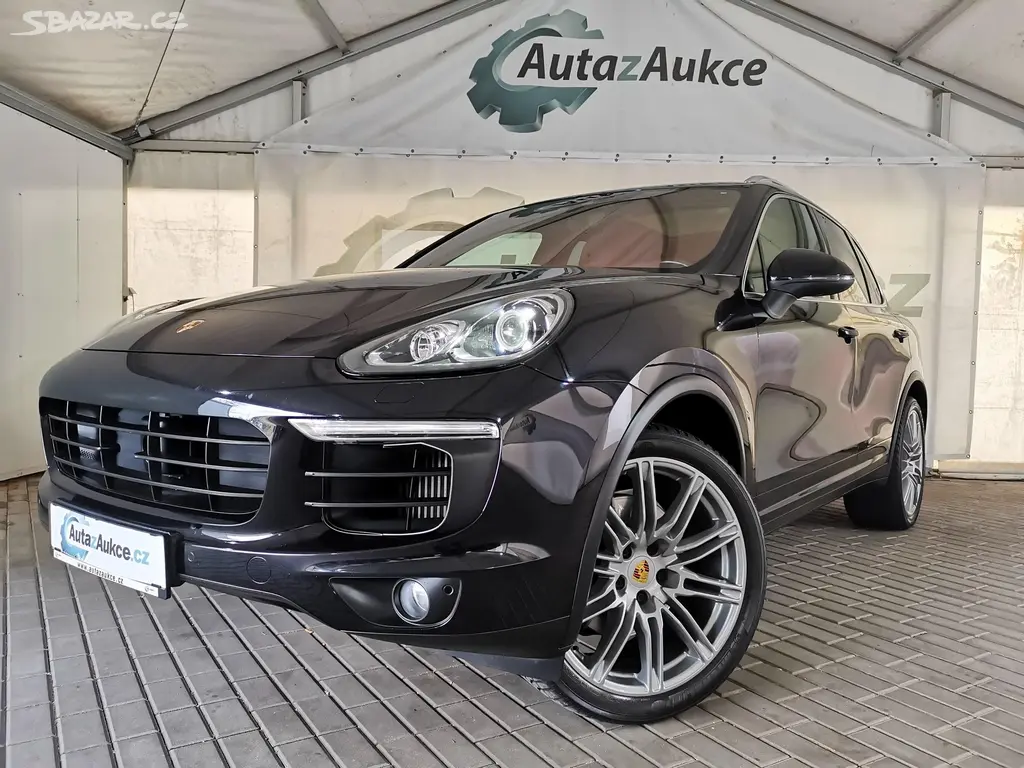 Porsche Cayenne, S LED PANO BT 1MAJITEL SERVIS